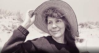 Del poema de cada día. Hoy, Tan real como la vida, de Ruth Stone (1915-2011)