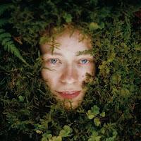 Anna B Savage estrena Agnes con Anna Mieke