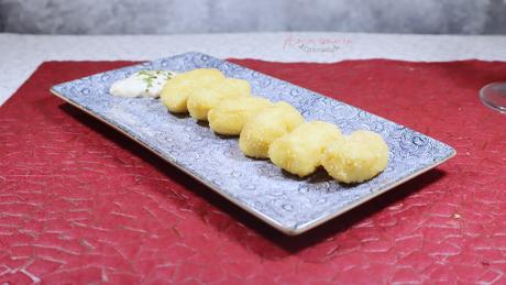 Croquetas de queso azul y cebolla caramelizada