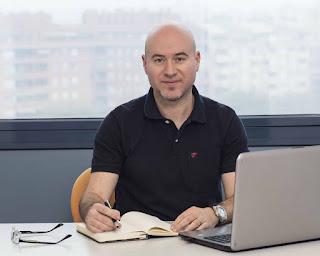 Reseña: La noche de arena, Trifón Abad (Grijalbo, 23 de mayo 2024) Reseña: La noche de arena, Trifón Abad (Grijalbo, 23 de mayo 2024)