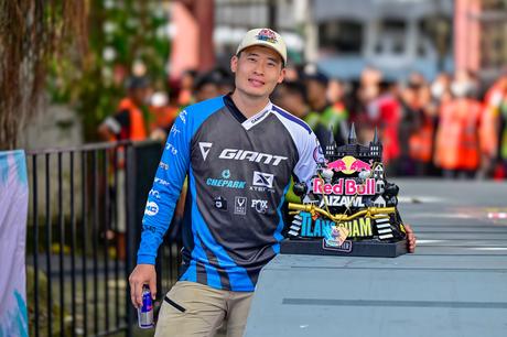 Chiang Dan se coronó campeón de Red Bull Tlang Ruam Chiang Sheng Shan Dan