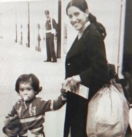 (Re)Construir una comunidad a través del Arte Colectivo a través del Arte Colectivo (Re)Construir una comunidad a través del Arte Colectivo a través del Arte Colectivo