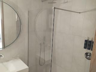 FOUR POINTS BY SHERATON BARCELONA AIRPORT (BARCELONA) FOUR POINTS BY SHERATON BARCELONA AIRPORT (BARCELONA)