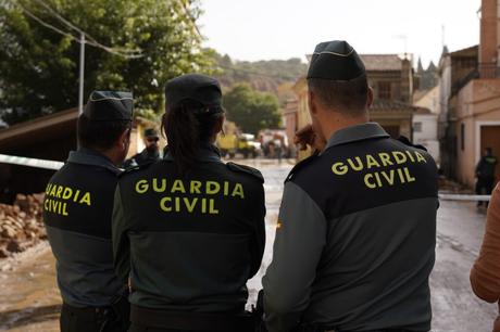 Tres afectados por inhalación de humo tras un incendio en el cuadro de luces de una vivienda en Villarrobledo