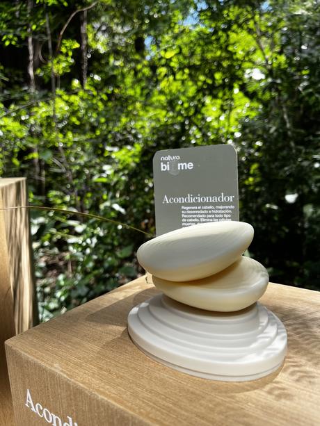 Acondicionador en barra natura siberica Biome cómo se usa pelo