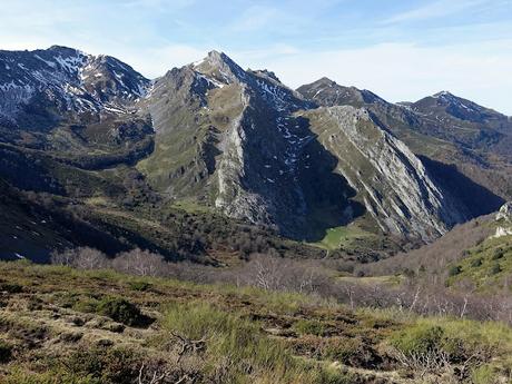El Campón-Cerréu-El Porrón de Cerrosa-Vega Pociellu