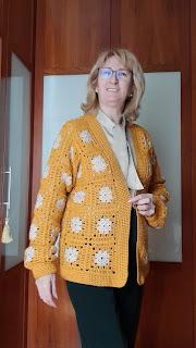 DEMASIADA LANA DEL MISMO COLOR........ (2) CHAQUETA DE GRANNYS