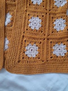 DEMASIADA LANA DEL MISMO COLOR........ (2) CHAQUETA DE GRANNYS