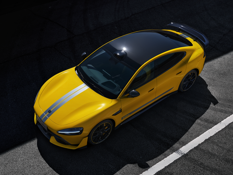 Xiaomi SU7 Ultra eléctrico basado en el sedán más rápido de Nürburgring