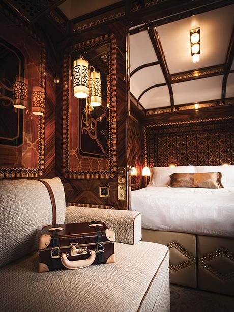 El Venecia-Simplon-Orient-Express – Le Mag Voyageurs Maleta en una habitación del Venice Simplon Orient-Express