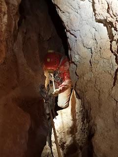 Seguimos con las exploraciones espeleológicas en la Sierra de Segura Seguimos con las exploraciones espeleológicas en la Sierra de Segura