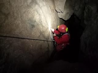 Seguimos con las exploraciones espeleológicas en la Sierra de Segura Seguimos con las exploraciones espeleológicas en la Sierra de Segura