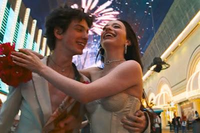 Anora; Persiguiendo el sueño de una vida mejor Anora; Persiguiendo el sueño de una vida mejor