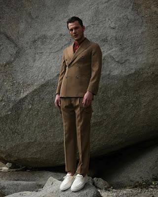 moda masculina 2024,tendencias otoño invierno,abrigos oversized,Estilo Militar,knitwear invierno,moda vintage,trench coat hombre,tendencias en moda masculina,que vestir,como vestir,