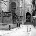 Puerta de Los Mártires de la Catedral de Santander