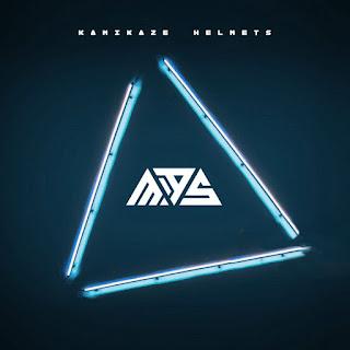 Kamikaze Helments estrena Más