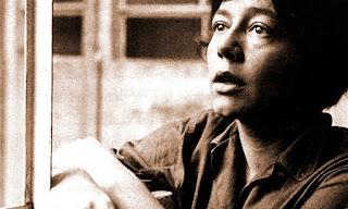 Del poema de cada día. Hoy, Cenizas, de Alejandra Pizarnik (1936-1972)