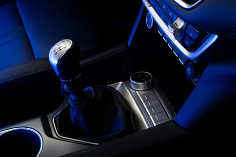 ARQUITECTURA HIGH TECH APLICADA A LAS CAMIONETAS FOTON ARQUITECTURA HIGH TECH APLICADA A LAS CAMIONETAS FOTON