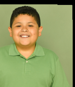 El pequeño de la gran sitcom del momento