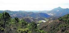 Una sierra 'única' amenazada por el voraz avance del ladrillo