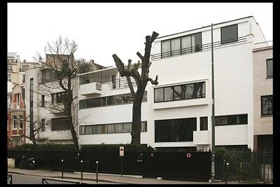 Apollinaire (pre-corbusierano), Le Corbusier, el Extracto de Collins y Zaha Hadid