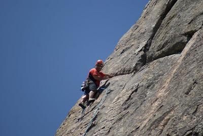 ESCALADA PRIMEROS PASOS