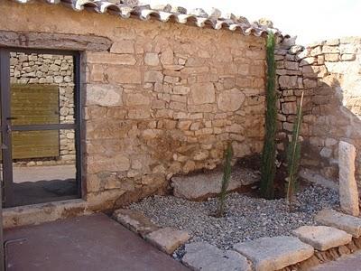 Petite Maison y su +Royetes