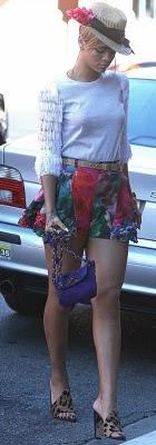 Estilismos para olvidar: Rihanna en Beverly Hills