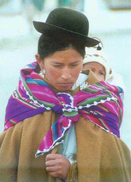 Mujer y Mundo Andino - Situación de la mujer en los barrios marginales de La Paz Bolivia