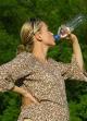 El agua mineral natural, recomendable en la hidratación durante el embarazo