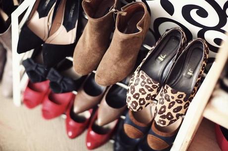 Welcome to my room.. Welcome to my room..