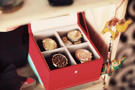 Welcome to my room.. Welcome to my room..