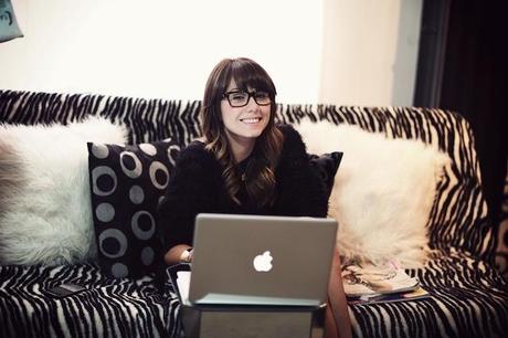 Welcome to my room.. Welcome to my room..