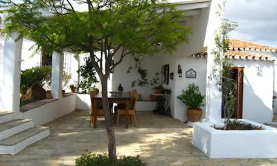 CASA BLANCA EN ANDALUCIA