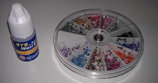 Buy In Coins: Piedrecitas para las uñas