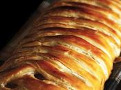 Hojaldre Relleno Cerdo Asado. (Pernil)