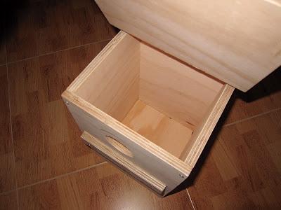 Tarde de bricolaje pajaril...