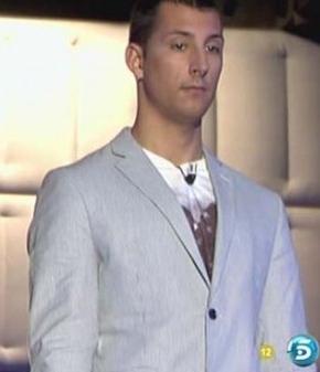 4 OUTFIT DE MERCEDES MILA