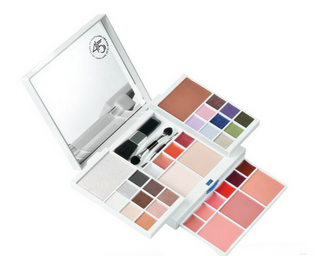 CELEBRAMOS EL 45 ANIVERSARIO DE ORIFLAME!