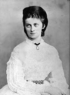 El bazar de la caridad, Sofía de Baviera y los hermanos Lumière