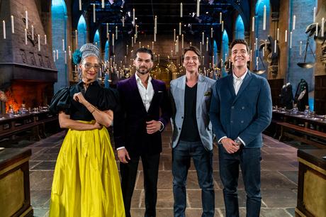 Max: Los Gemelos Weasley llegan este jueves 14 de noviembre con ‘Harry Potter: Magos Pasteleros’ judges-carla-hall-and-jozef-youssef-join-hosts-james-and-oliver-phelps-in-the-great-hall