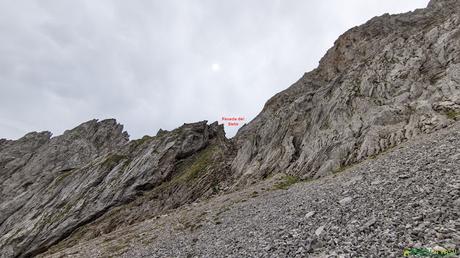 Entrada de la Pasada del Siete por los Joyos de Cueva Palacios