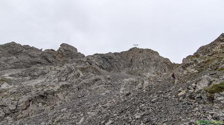 Vista del Siete bajando de la Pasada del Siete