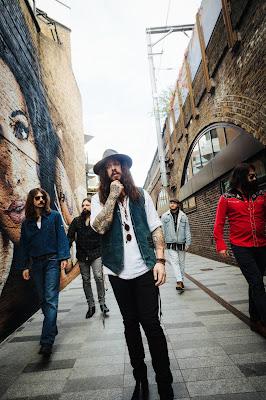 The Commoners - Devil teasin' me (2024)