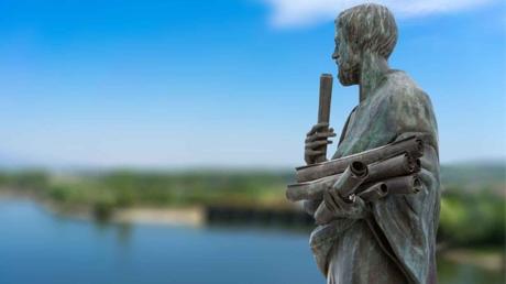 Aristóteles: otro discípulo de Platón y considerado como uno de los filósofos más influyentes de la historia. Aristóteles