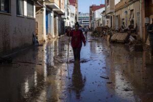 Hallan un cuerpo en un descampado de Sedaví dentro de los trabajos de búsqueda de desaparecidos por la DANA