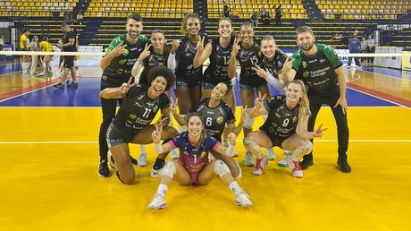 El Fundación Unicaja Andalucía vence en el desempate al actual campeón de liga