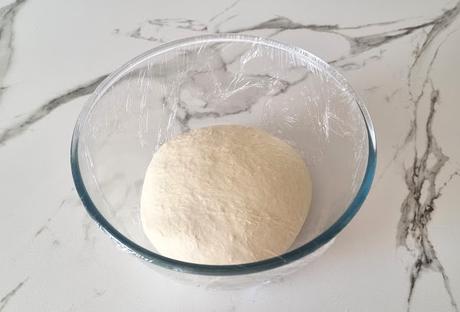 Masa de pizza de larga fermentación (mínimo 24 horas)