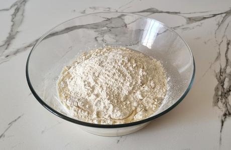 Masa de pizza de larga fermentación (mínimo 24 horas)