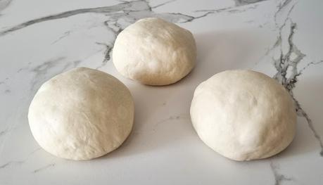 Masa de pizza de larga fermentación (mínimo 24 horas)